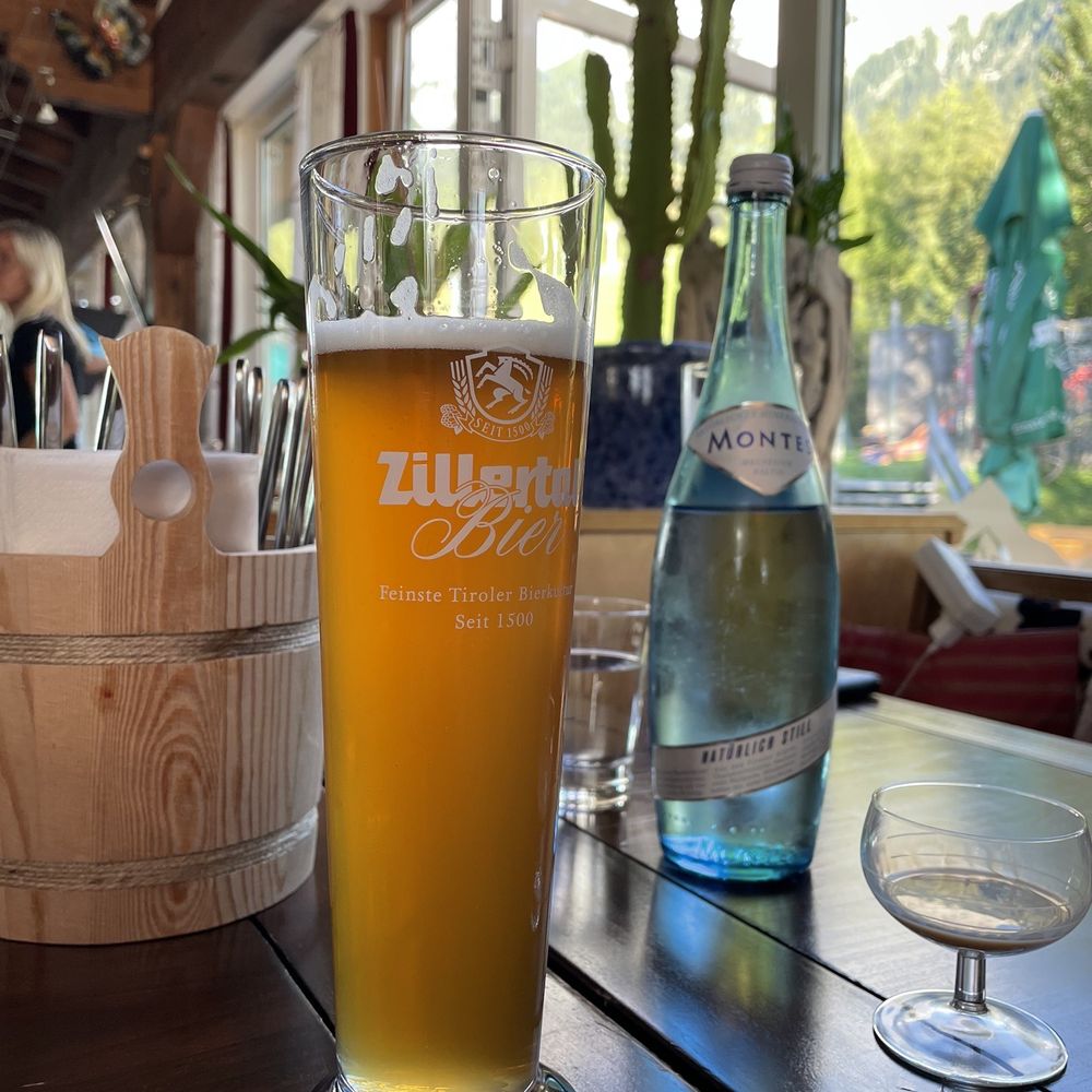 Panorama Restaurant, am Wetterstein - Hotels & Travel Near Me - Ehrwald, 7