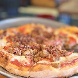 Maggio's Pizza