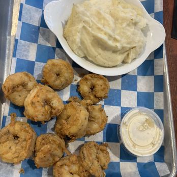 Feast Oib - Fried Fried Shrimp Platter - Seafood Near Me - Ocean Isle Beach, North Carolina