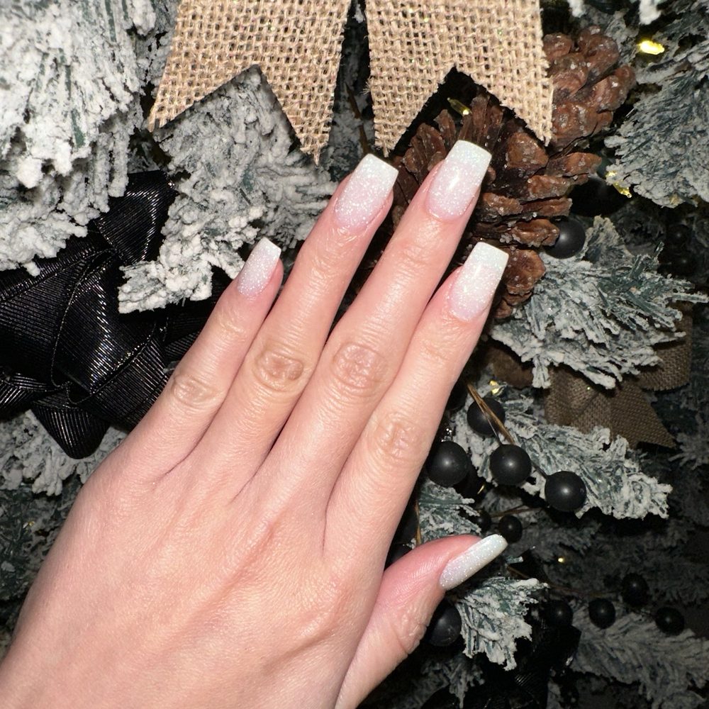 Gel dip on natural nails. Gel dip on natural nails.