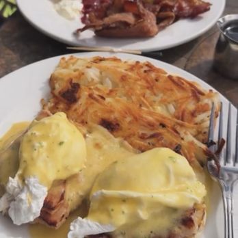 The Lakeside Grill - Breakfast & Brunch Near Me - Yountville, California