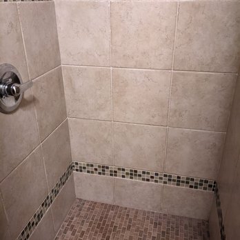 Da-Cotton Klining Services - Shower stall - Home Cleaning Near Me - Honolulu, Hawaii