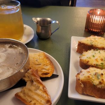 Lido - Italian Near Me - New York, New York