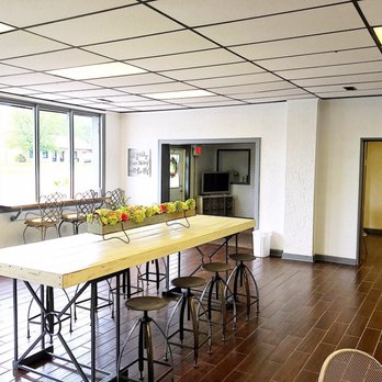 Finch Real Estate - Office - Real Estate Services Near Me - White House, Tennessee Finch Real Estate - Office - Real Estate Services Near Me - White House, Tennessee