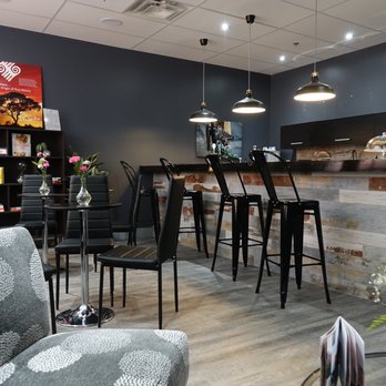 Five Senses Spa & Wellness Centre - Lounge Area - Chiropractors Near Me - Brampton, Ontario