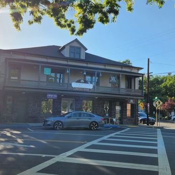 The Jack London Lodge - Hotels Near Me - Glen Ellen, California