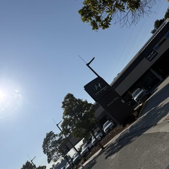 Hanlees Hilltop Hyundai - Do not buy a car from here. Warning you now, they do not mean well. - Car Dealers Near Me - Richmond, California Hanlees Hilltop Hyundai - Do not buy a car from here. Warning you now, they do not mean well. - Car Dealers Near Me - Richmond, California