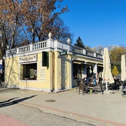 Rebel Garden Cafe - Exteriér