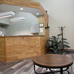 Dental Care of Wheat Ridge - Front desk