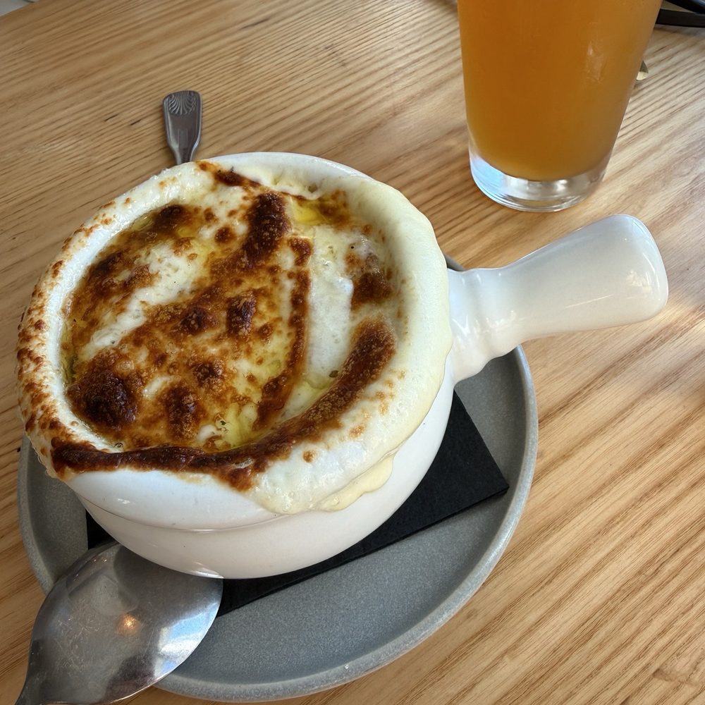 Drift - French onion soup - Cocktail Bars Near Me - Silvercreek, New York