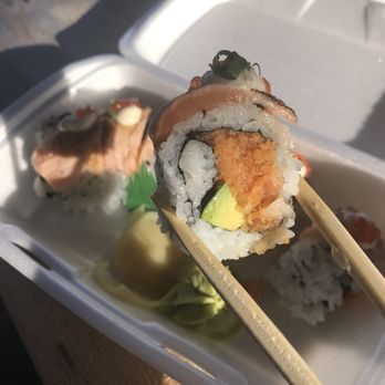 Pearl Sushi - Salmon Lover's Roll~ - Japanese Near Me - Richmond Hill, Ontario Pearl Sushi - Salmon Lover's Roll~ - Japanese Near Me - Richmond Hill, Ontario