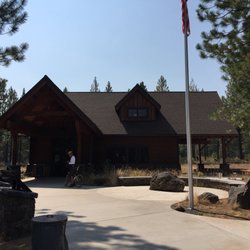 Cascade Lakes Welcome Station