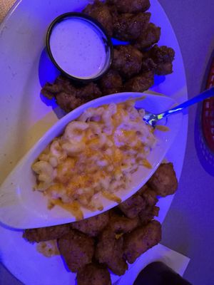 Pluckers Wing Bar by null