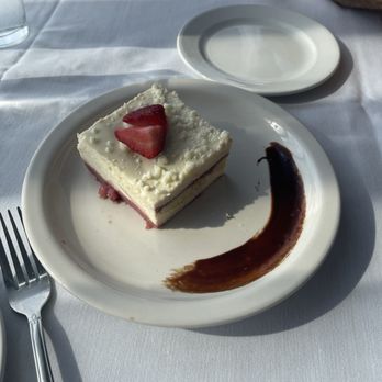 Mare e Monte - White chocolate tiramisu - Italian Near Me - San Antonio, Texas Mare e Monte - White chocolate tiramisu - Italian Near Me - San Antonio, Texas
