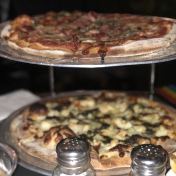 LaPizzeria - Pizza pizza - Pizza Near Me - Ogunquit, Maine