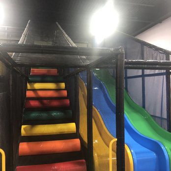 Bumblebee Play Cafe - Playgrounds Near Me - Elgin, Illinois