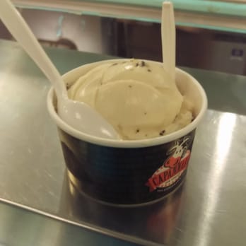 Cap’s Ice Cream - Coconut chip - Ice Cream & Frozen Yogurt Near Me - Mount Prospect, Illinois Cap’s Ice Cream - Coconut chip - Ice Cream & Frozen Yogurt Near Me - Mount Prospect, Illinois