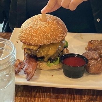 Scratch Kitchen - The House Burger - Breakfast & Brunch Near Me - Honolulu, Hawaii Scratch Kitchen - The House Burger - Breakfast & Brunch Near Me - Honolulu, Hawaii