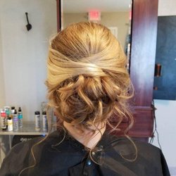 Bombshell Salon
