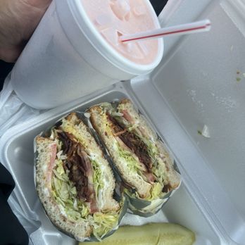 New York Deli - B.L.T. - Delis Near Me - Dearborn, Michigan