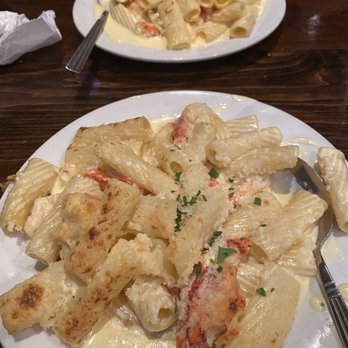 Biggie's - Baked Lobster Mac - Seafood Near Me - Carlstadt, New Jersey Biggie's - Baked Lobster Mac - Seafood Near Me - Carlstadt, New Jersey