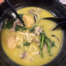 Tom Yum Rice Noodles