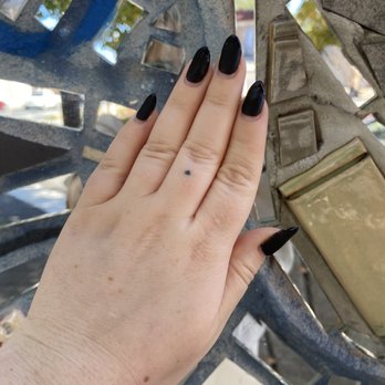 Chica Chic Nails - Nail Salons Near Me - Philadelphia, Pennsylvania