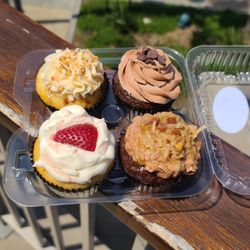 Mercy's Cakes in Cups - 05-27-2023