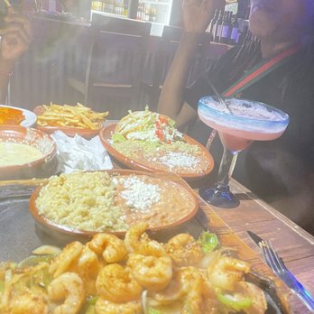 Eduardo's Lokos Tacos - Shrimp Fajita Mini Tacos hibiscus House Margarita - Mexican Near Me - Tavares, Florida Eduardo's Lokos Tacos - Shrimp Fajita Mini Tacos hibiscus House Margarita - Mexican Near Me - Tavares, Florida