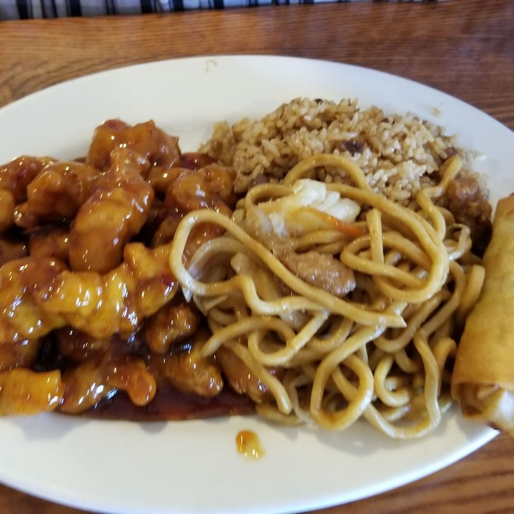 Lucky Chinese Restaurant - Chinese Near Me - Red Bluff, California Lucky Chinese Restaurant - Chinese Near Me - Red Bluff, California