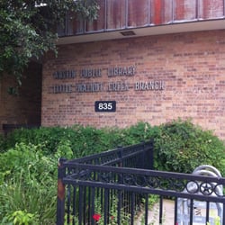 Austin Public Library - Little Walnut Creek - Front view