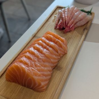 Chongqing Wharf Edison - Salmon sashimi and small sweet shrimp - Barbeque Near Me - Edison, New Jersey
