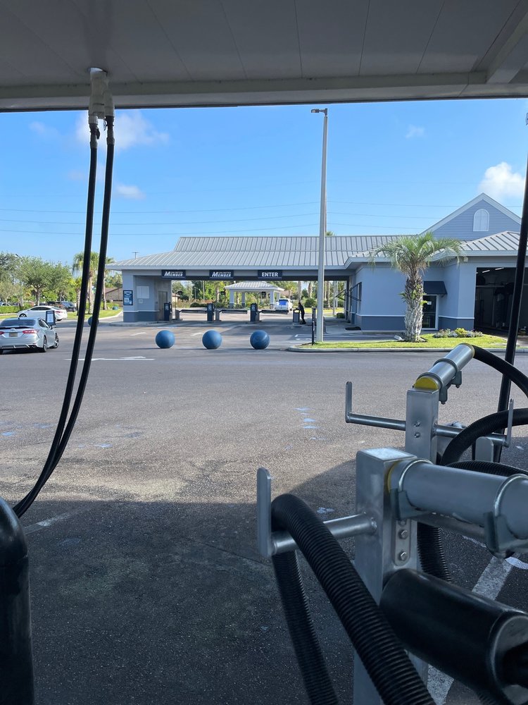 MISTER CAR WASH Updated September 2024 26 Photos & 12 Reviews 3119 Howland Blvd, Deltona