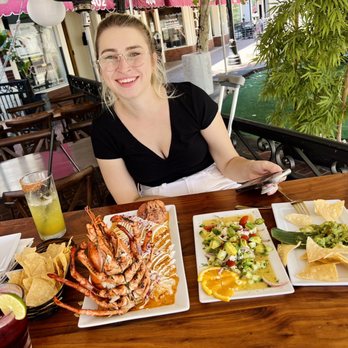Perla - Enchiladas, ceviche, guacamole - Tapas/Small Plates Near Me - Santa Ana, California