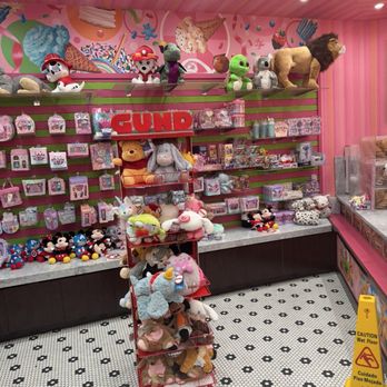 Sloan's - Doral - Merch - Ice Cream & Frozen Yogurt Near Me - Doral, Florida Sloan's - Doral - Merch - Ice Cream & Frozen Yogurt Near Me - Doral, Florida