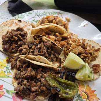 Mi Rancho Meat Market - Carne asada tacos and chicken tacos plain - Mexican Near Me - Bellingham, Washington Mi Rancho Meat Market - Carne asada tacos and chicken tacos plain - Mexican Near Me - Bellingham, Washington