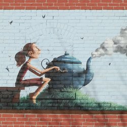 Olive and Her Amazing Cloud Machine - The teapot creates Olive's clouds