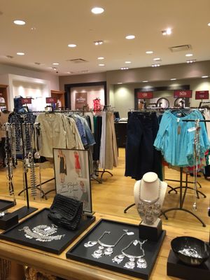 Chico's by null