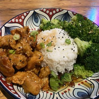 The Custer Beacon - Orange chicken - Music Venues Near Me - Custer, South Dakota