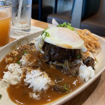 Mahi’ai Table - Braised Braised Short Rib Loco Moco - Cocktail Bars Near Me - Kapolei, Hawaii