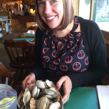 Ogunquit Lobster Pound - Steamers and lobster cannot be beat! - Seafood Near Me - Ogunquit, Maine