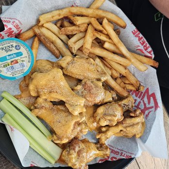 Xtreme Wings - Spicy Ranch & Smokey Garlix Mixed - Chicken Wings Near Me - Jacksonville, Florida Xtreme Wings - Spicy Ranch & Smokey Garlix Mixed - Chicken Wings Near Me - Jacksonville, Florida
