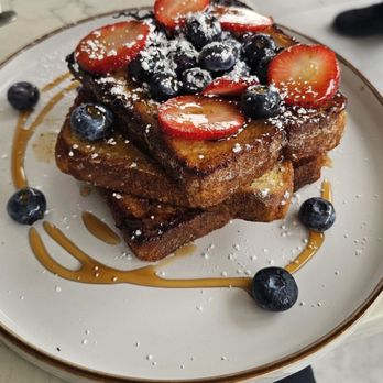 Noya Restaurant - French Toast - Beer, Wine & Spirits Near Me - Yonkers, New York