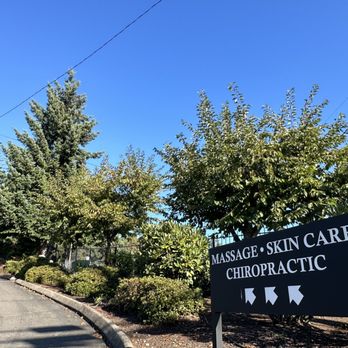CentAnni Chiropractic - When you see this sign you're halfway to our front door from the front of the building to where we are located in the back on the 2nd floor. - Chiropractors Near Me - Salem, Oregon CentAnni Chiropractic - When you see this sign you're halfway to our front door from the front of the building to where we are located in the back on the 2nd floor. - Chiropractors Near Me - Salem, Oregon