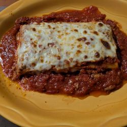 Monteleone's - Lasagna