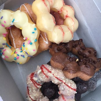 Friendly Donuts - Donuts Near Me - Orange, California Friendly Donuts - Donuts Near Me - Orange, California