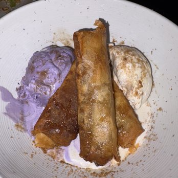 Breakroom - lumpia sundae - Sports Bars Near Me - Honolulu, Hawaii
