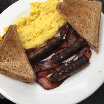 Theo's Cozy Corner - Big Boy - Breakfast & Brunch Near Me - Boston, Massachusetts