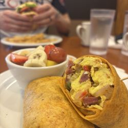 Grand Day Cafe