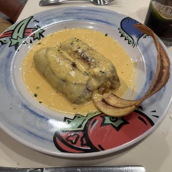 Giovanni's Ristorante - Salmon cannelloni - Italian Near Me - Miami, Florida